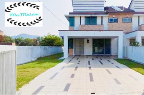 Sri Manjung Ma Maison Homestay Lumut Buitenkant foto